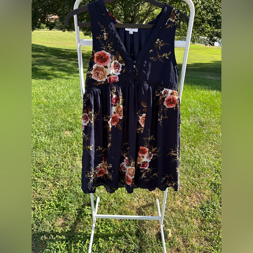 Umgee Floral Sleeveless Tunic small